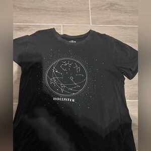 Black Hollister t shirt